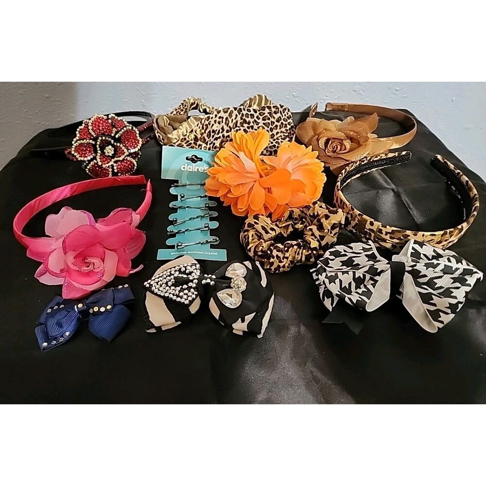 1 Lot Of Hair Accessories